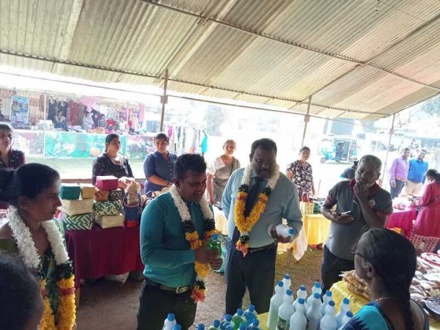 Small Enterprises Development Division’s District Fair at Vavuniya Kalaimagal Playground on 16.12.2022
